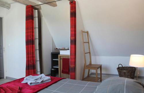 Les Mazaux avec piscine chauffée au nord de Sarlat - Foto 12