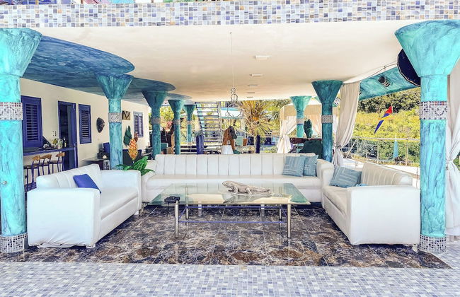 Sunset Samana - pool & private beach - Photo 3