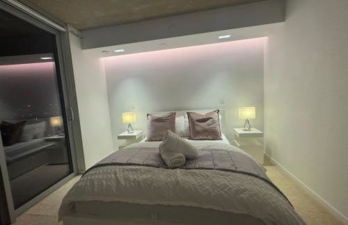 Luxury 1 Bedroom Apartment In London with Free parking - Foto 1