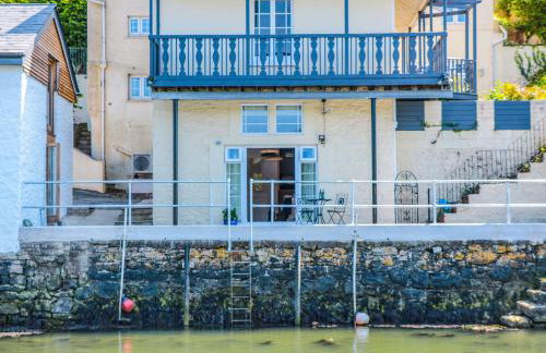 Shipwrights - Photo 2