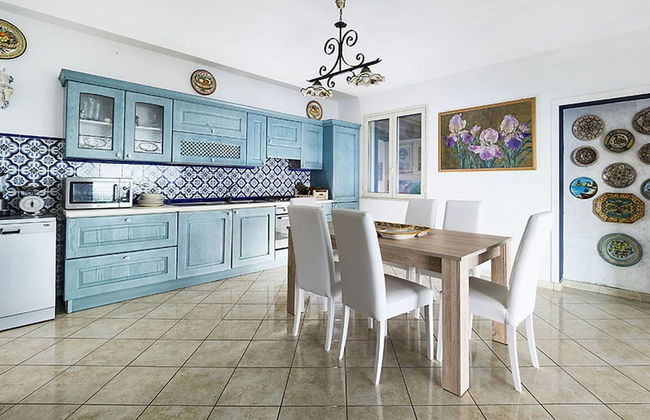 Exclusive Villa With Panoramic Swimming Pool and Hot Tub, Near the Sea - Foto 8