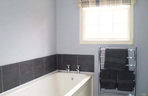 Duken Courtyard Cottage Self Catering Holiday Cottage in Glorious Countryside - Foto 11