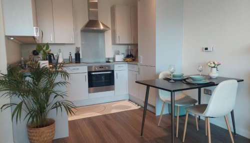 Modern Flat Close to Heathrow Airport & Central London - Foto 2