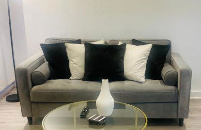 Superior Large Suite Luxury Living City Apartment, 2 Kingsize Bedrooms Business Suite - Free WiFi - Foto 18