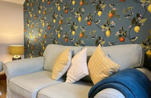 Vale Farm Cottages - Photo 48