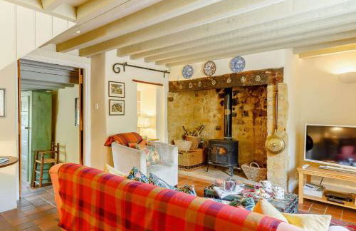 3 Bed in Beaminster 50738 - Photo 5