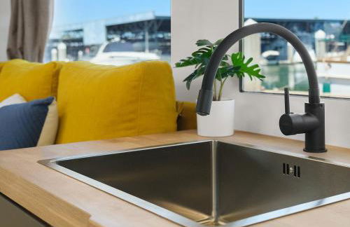 Boat Haus - Casas Flotantes frente a Gibraltar - Foto 79