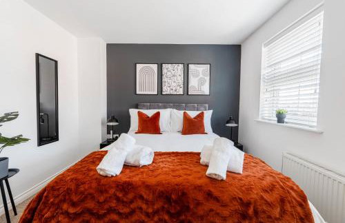 Caboose Stays - Bury St Edmunds - Modern 4 Bed townhouse close to centre and major transport links - Fast Wifi - Parking - Business and Contractors - Foto 1