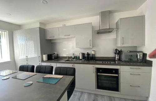 Beautiful Riverside Holiday Home - Foto 8