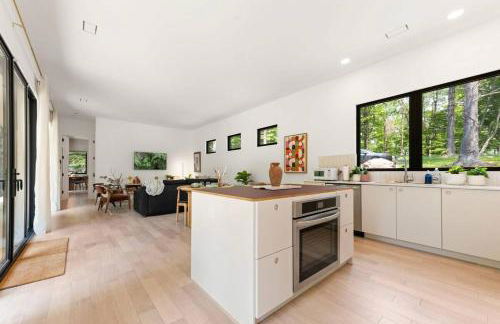 Modern Family Retreat in the Catskills Wilderness - Foto 22