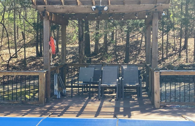 Gold Suites Rentals - Photo 1