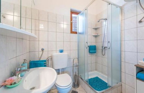 Family home with hydromassage pool & fun activities - Foto 45