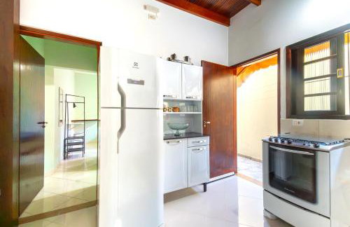 Casa Gomes com 3 suítes e ar-condicionado até 12 pessoas em Ubatuba Itaguá - Foto 3