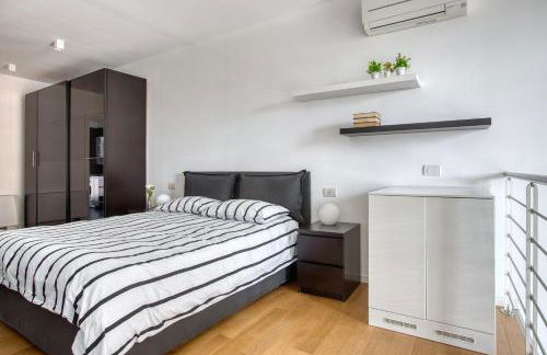 Just Urban Stays - Luminoso Duplex con Terrazzo 10 min Porta Romana - Foto 28