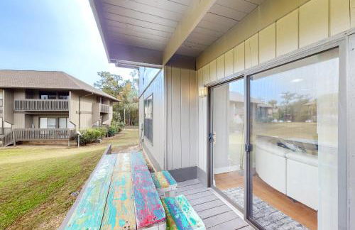 Lanai Village Condo with Pool and Tennis! Dog Friendly - Foto 3