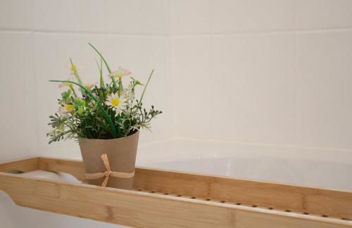 Apartment im Luftkurort Kißlegg, frisch renoviert, Balkon, Boxspringbetten, SmartTV, Playstation, Kaffevollautomat, ruhig, familienfreundlich - Foto 24