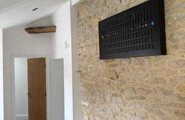 Bridge House Modern Comfort in Historic Stone - Foto 10