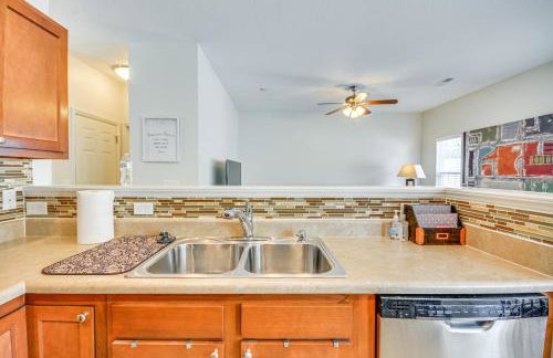 Cozy Greensboro Townhome with Community Pool and Grill - Foto 9