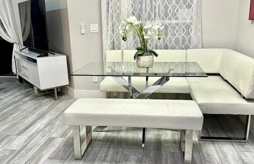 Disney & Legoland Retreat Family-Friendly Getaway NEWLY RENOVATED - Foto 5