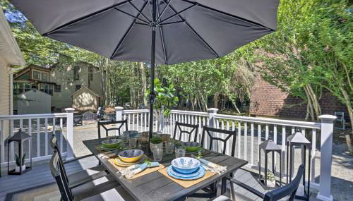 Fire Pit and Furnished Deck Serene Tobyhanna Escape - Foto 3