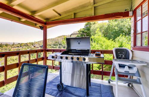 Private Hot Tub with Water Views Lower Lake Getaway - Foto 22