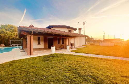 Wow House - Ampia Villa con Piscina e sala giochi - Foto 12