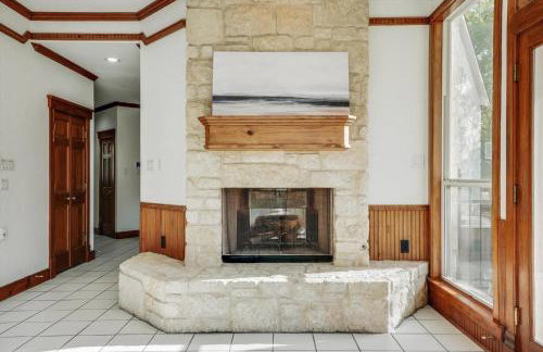 22-Acres Mansion - Pool Party Venue Games & More - Foto 12