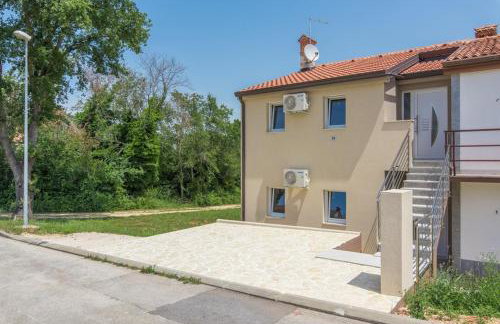 Dina Apartment - Photo 28