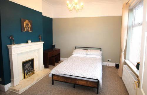 Bungalow - Sleeps 8 - Pets-Enclosed Garden-Parking - Foto 5