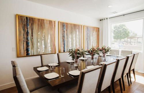 Townhome w Private Hot Tub Air Hockey and more - Foto 33