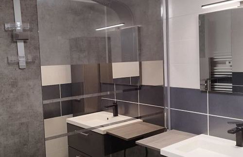 Appartement tout équipé proche gare et centre - Foto 7