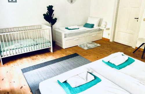 DEUTSCHE VILLA - SUPERIOR APARTMENT- 1 Obergeschoss mit gem Sauna und Garten - Foto 18