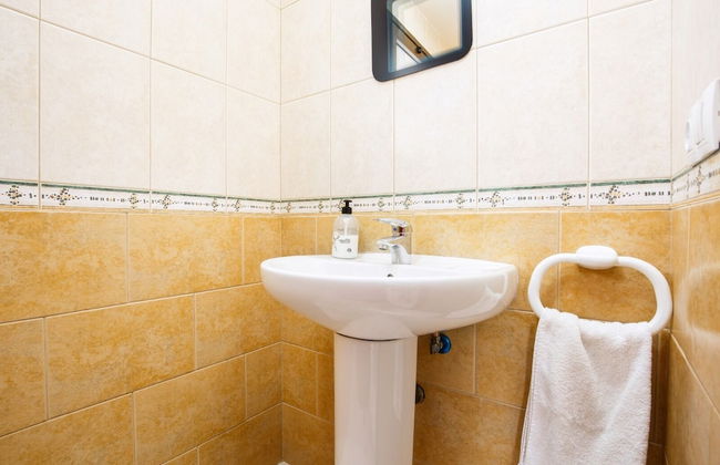 Villa - Sleeps 6 - Pool - Pets Ok - Parkin - Foto 11