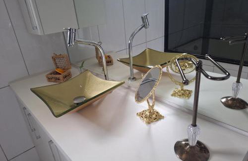 Cozy house prox airport - Foto 7