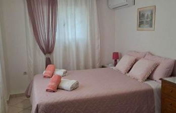 Loula's House - Photo 12