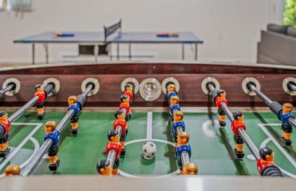 Chesnutt Cabin - Riverfront, Fire Pit, Game Room, Wifi, Screen Porch, View, King Bed - Foto 27