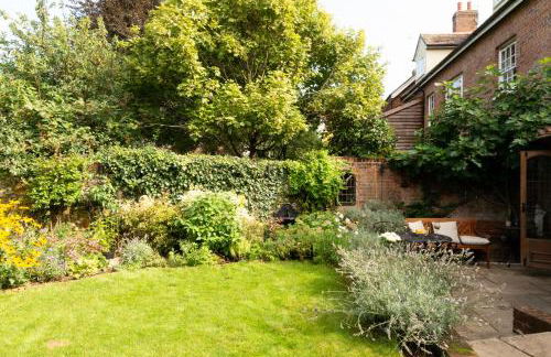 Miller Cottage a luxury 1550's cottage in the Historic centre of Saffron Walden - Foto 9