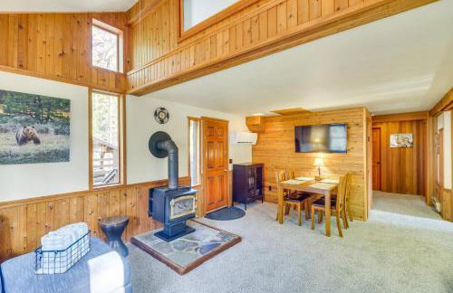 Griz Den Cabin with 2 King Beds Near Glacier! - Photo 7