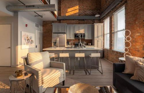 BUBBLES FANTASY SUITE Explore OTR and Rhinegeist - Foto 2