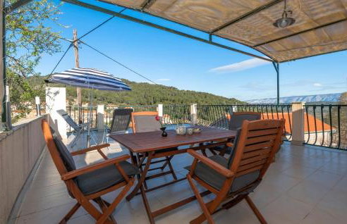 Holiday Home Stari Grad 05 - Foto 1