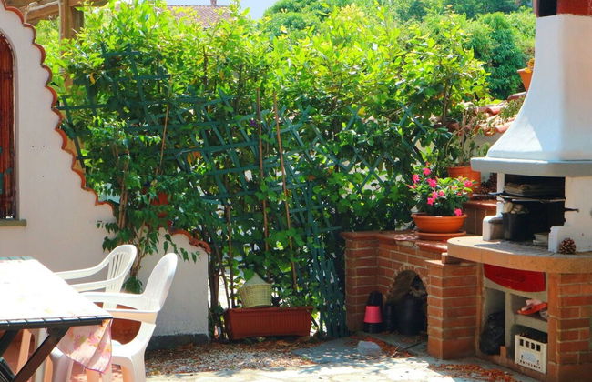Nice Holiday Home in Marina di Massa near Beach - Foto 15
