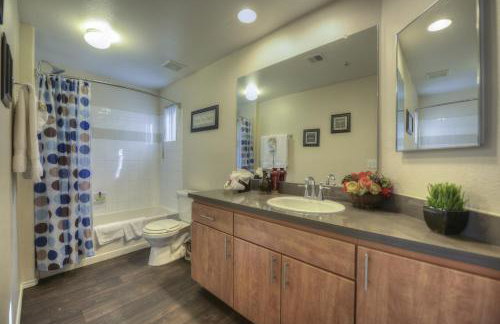 Luxury Vacation Rentals by Meridian CondoResorts - Foto 11