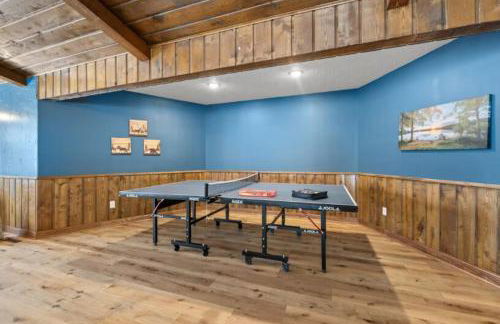 The Big Lake Escape! Sleeps 20! - Foto 5