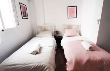 ✾ DV Properties Central Apartment #P4H2 ✾ - Photo 5