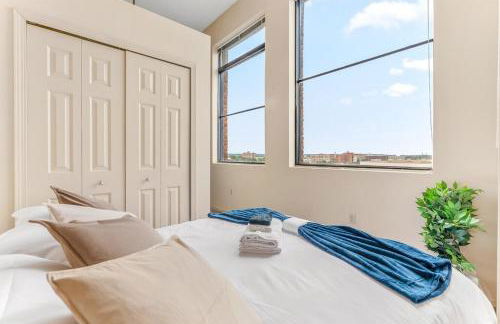 Downtown Gym Sauna Parking Pet Friendly - Photo 26