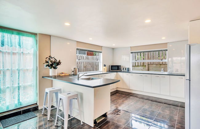 Sunny Three Bedroom Pakuranga Delight - Foto 12