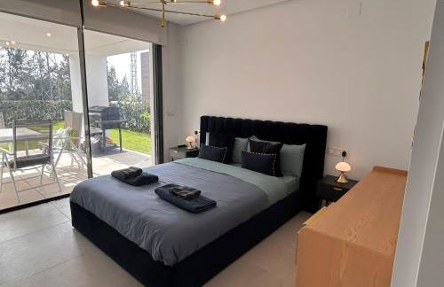 Modern garden apartment by Cabopino golf - Photo 13