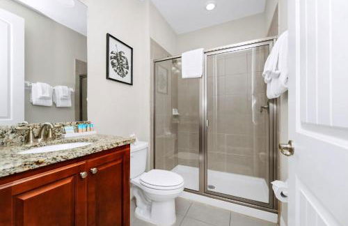 Spectacular Home Near Disney With Private Pool, Movie Theater And Pool Table With Waterpark & Resort Access - 332Sf - Foto 71