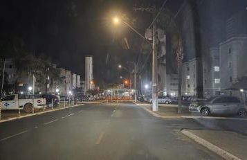 Apartamento Confortavel 2 quartos ao lado Shopping - Foto 53