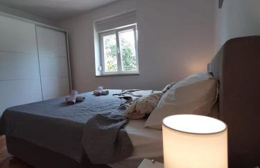 Vacation house with private pool and yard - Photo 20